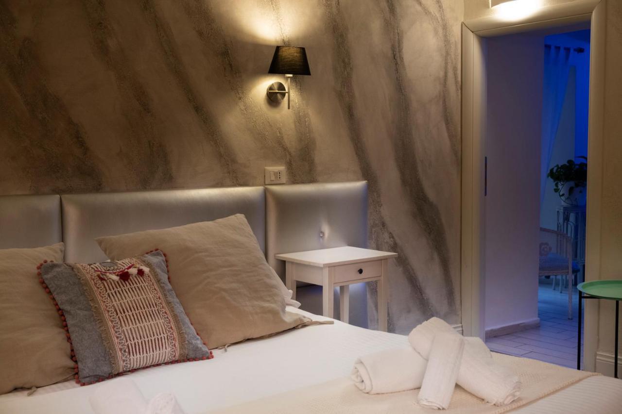 Delsi Suites Pantheon Рим Екстер'єр фото