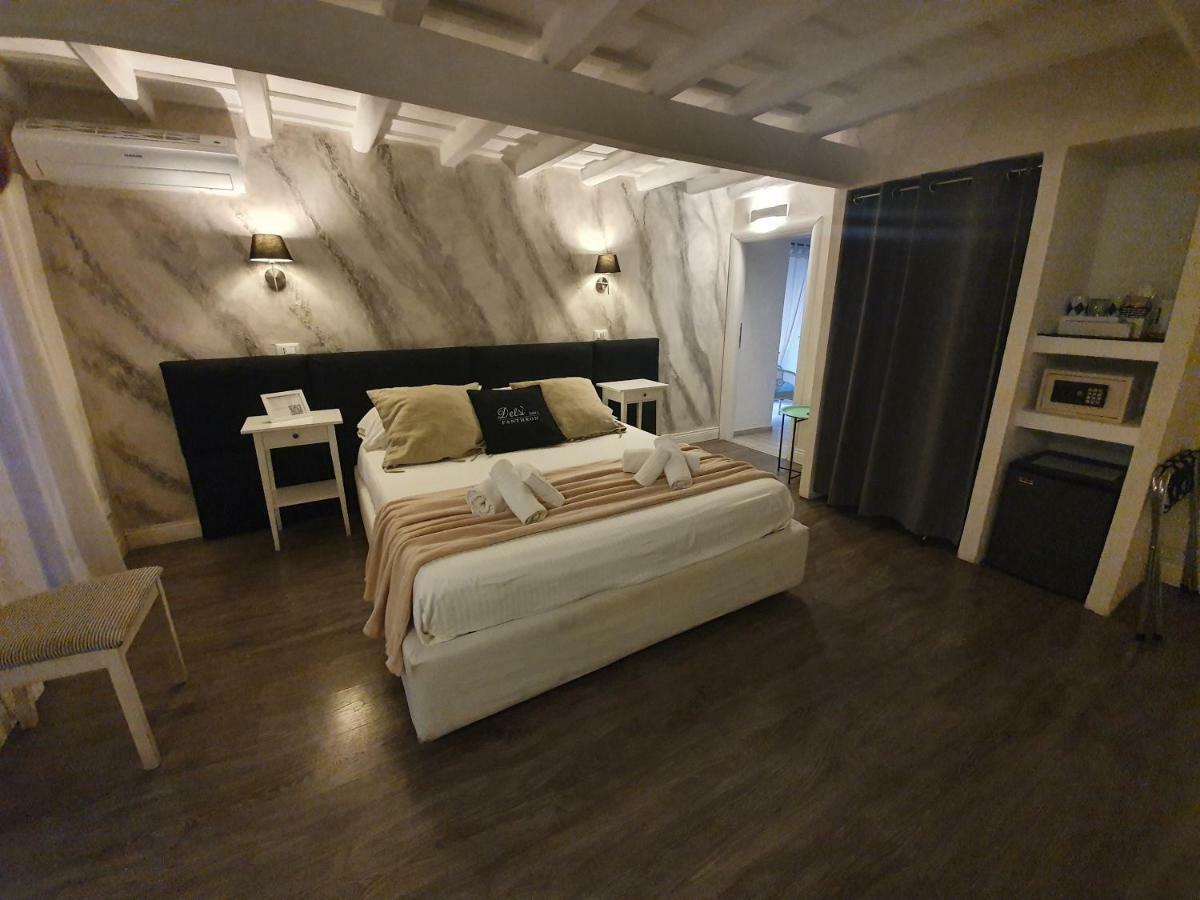 Delsi Suites Pantheon Рим Екстер'єр фото